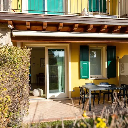 Prázdninový dům Di Garda A 300m - House In