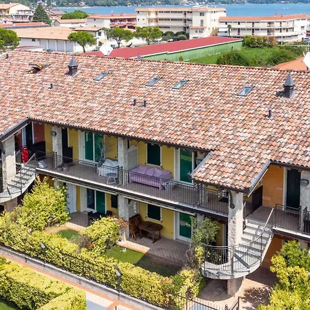 Casa vacanze Di Garda A 300m - House In Manerba