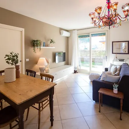 בית נופש Di Garda A 300m - House In Manerba *